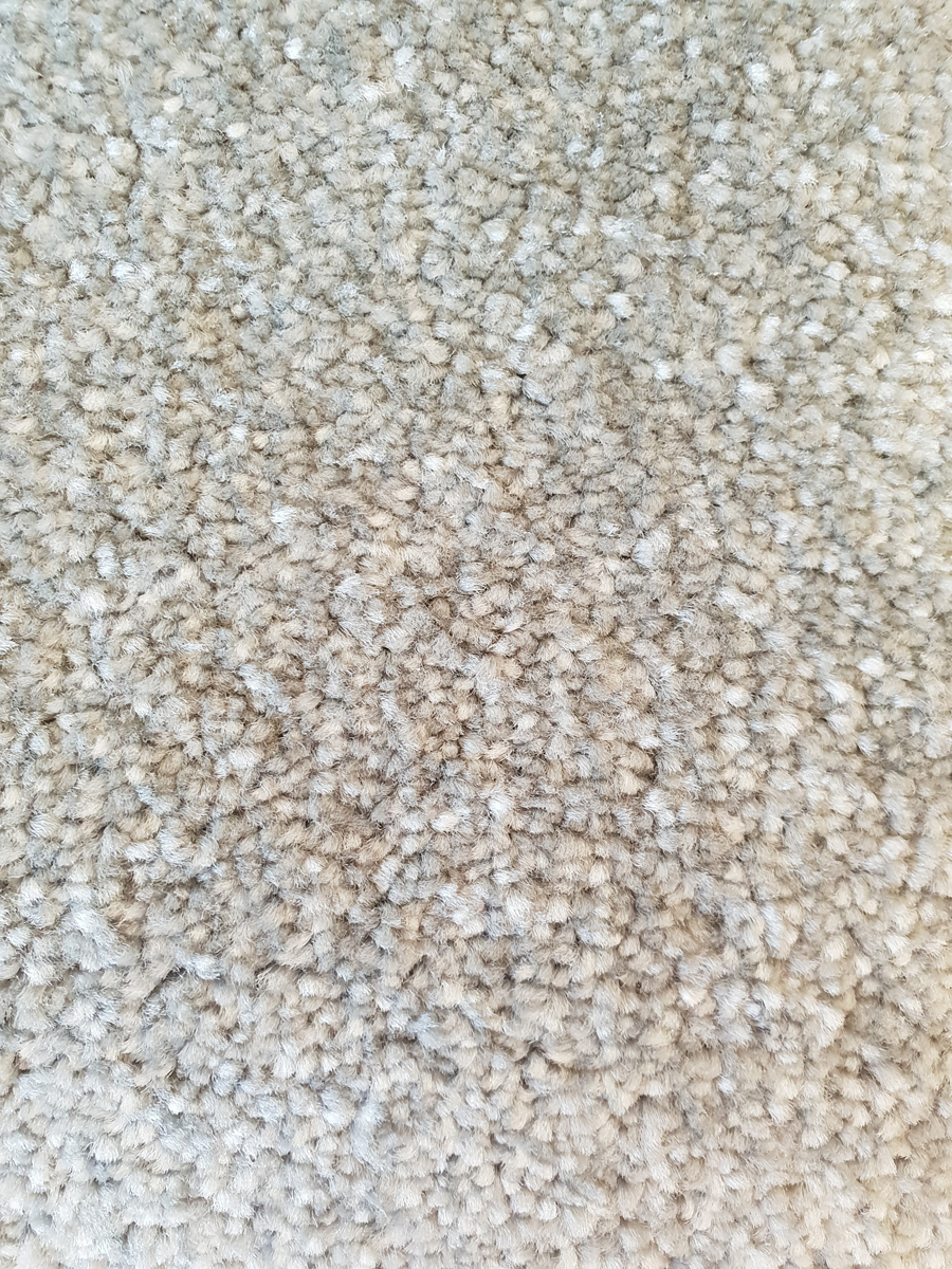 Grangewood light fawn carpet