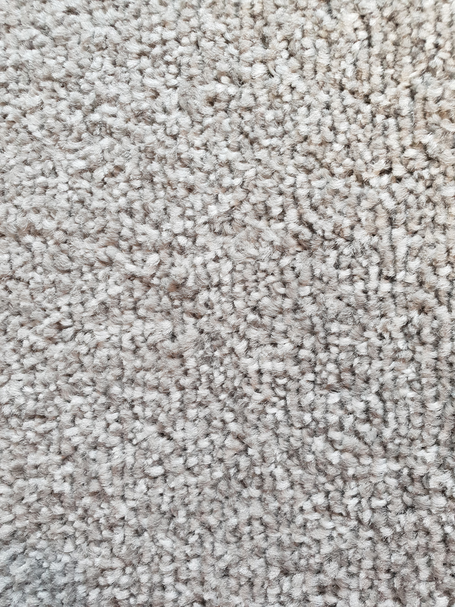 Grangewood light grey carpet